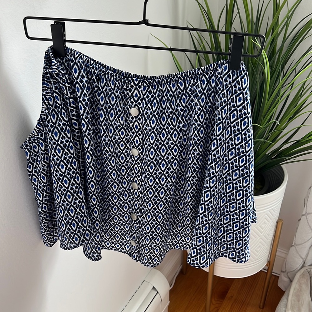 Venus Shirt size S